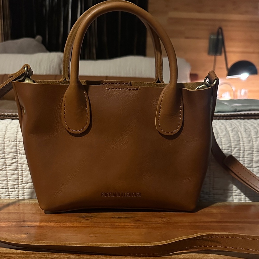 Portland Leather Honey Small Raindrop Crossbody Tote Bag